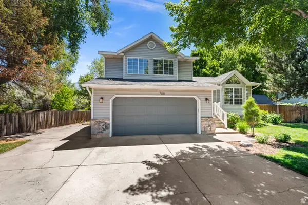 766 Rosewood Ln, Layton, UT 84041