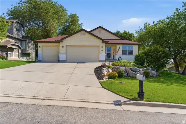 216 E Appaloosa Way, Willard, UT 84340 - #1