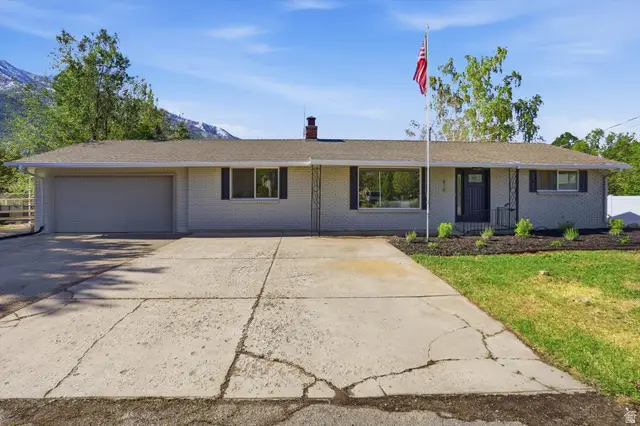 810 E Maple St, Mapleton, UT 84664 - #2