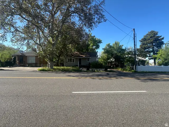 2420 E 3300 S, Millcreek, UT 84109 - #3