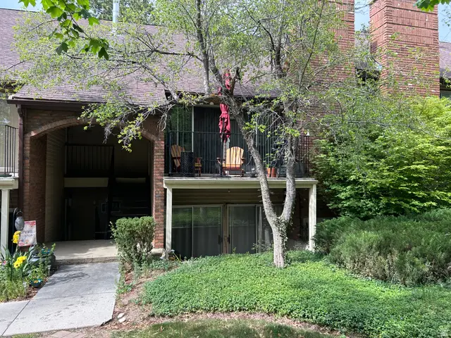 8101 S Cottonwood Cir, Sandy, UT 84094 - #1