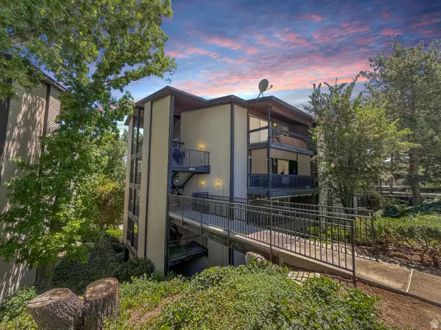 4953 S Eastridge Ln #143, Salt Lake City, UT 84117 - #2