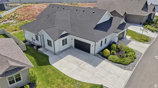 5836 N Glenpoint Dr, Stansbury Park, UT 84074 - #2