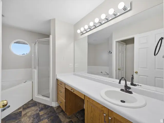 2526 W Windsor Manor Ct S, South Jordan, UT 84095 - #2