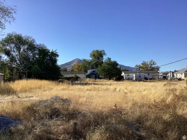 225 W 230 N, Tooele, UT 84074