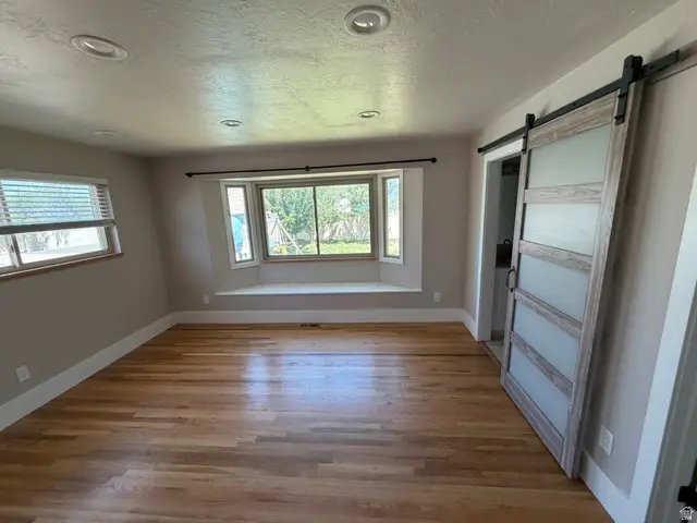 541 E Mingo View Ave S, Sandy, UT 84070 - #3