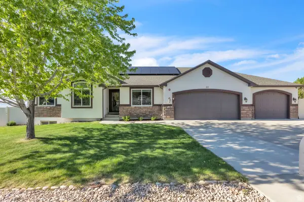 23 E Park Dr, Elk Ridge, UT 84651