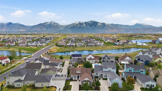 10693 S Beach Comber Way W, South Jordan, UT 84009 - #3