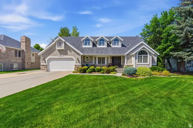 2114 W Surrey Cir, Taylorsville, UT 84129 - #3