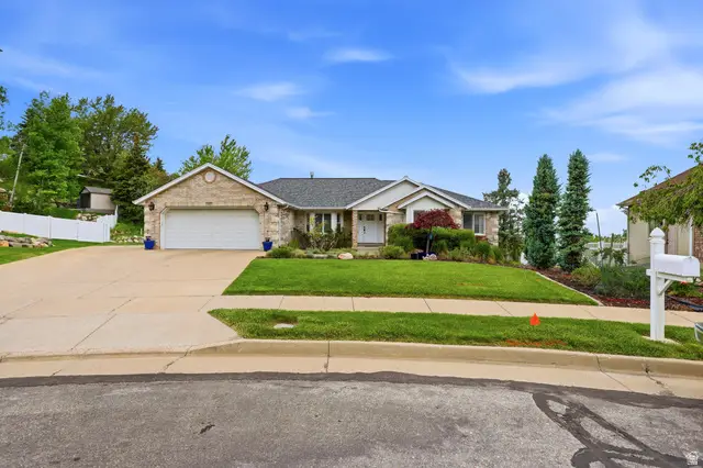 223 Deerhollow Cir, North Salt Lake, UT 84054 - #2