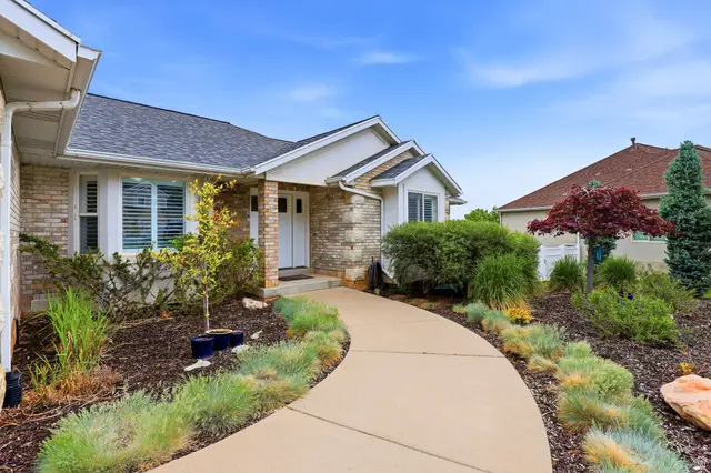223 Deerhollow Cir, North Salt Lake, UT 84054 - #3
