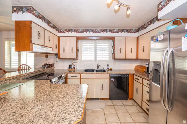 2589 E 1930 N, Layton, UT 84040 - #3