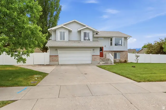 220 W 300 N, Hyde Park, UT 84318 - #2