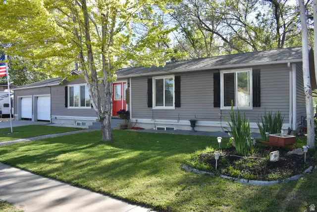 395 N Cedar View St E, Orangeville, UT 84537 - #1