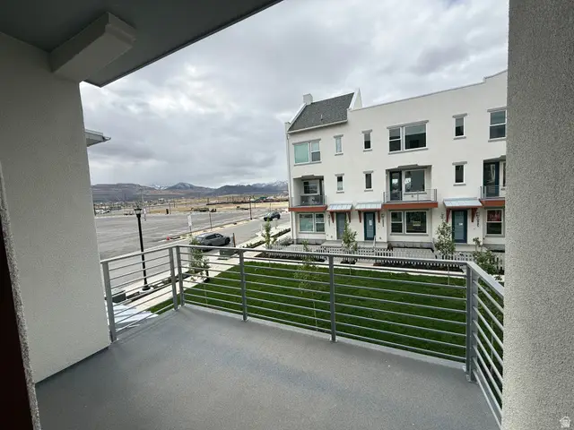 11017 S Freestone Rd #119, South Jordan, UT 84009 - #3