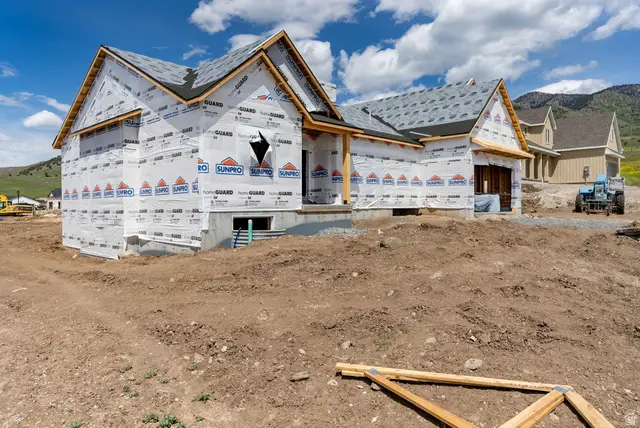 1139 E Center St, Hyde Park, UT 84318 - #3