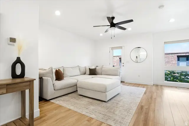 10 W Beebe Ln S, Murray, UT 84107 - #2