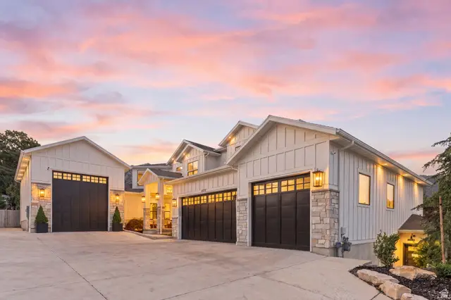 9577 S Hidden Pine Ln, Sandy, UT 84092 - #2