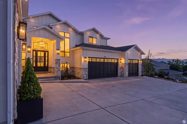 9577 S Hidden Pine Ln, Sandy, UT 84092 - #3