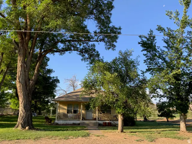 85 W 300 S, Escalante, UT 84726 - #1