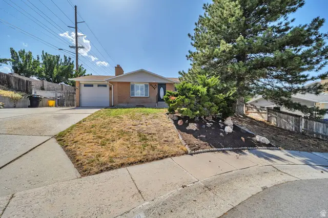 5382 S Skeeswood Cir W, Taylorsville, UT 84129 - #3