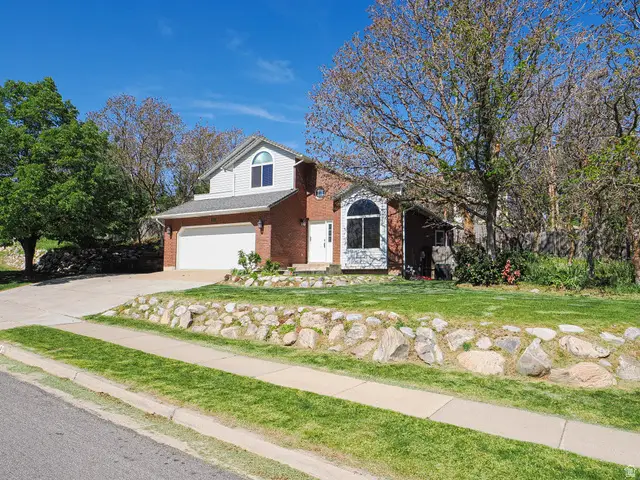 3245 N 2550 E, Layton, UT 84040 - #1