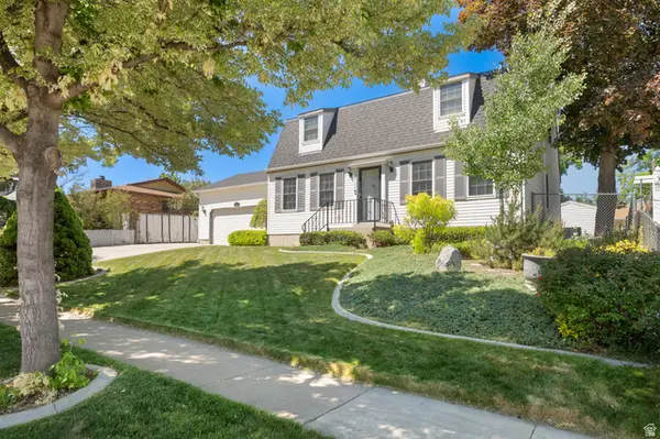 6102 S Clara Dr, Taylorsville, UT 84129