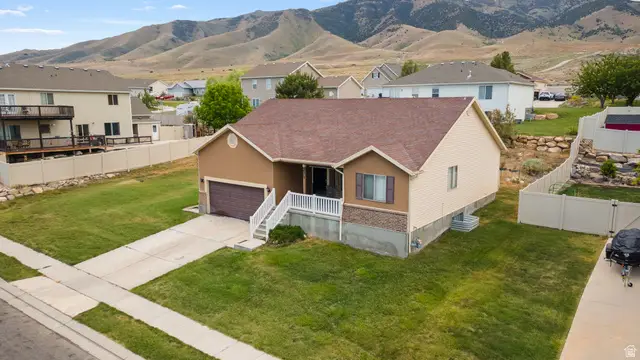 3973 S Lake Vista Dr, Saratoga Springs, UT 84045 - #1