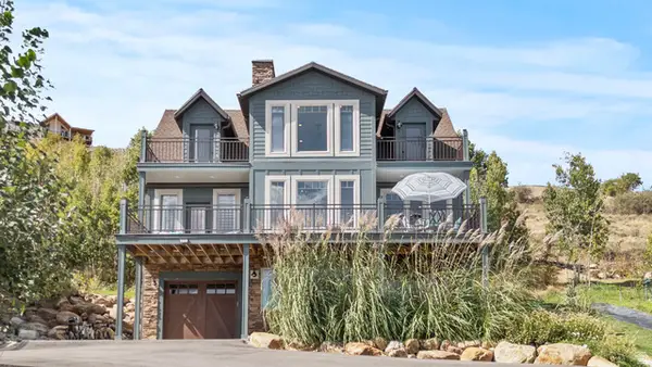 713 N Lochwood Vw W #92, Garden City, UT 84028