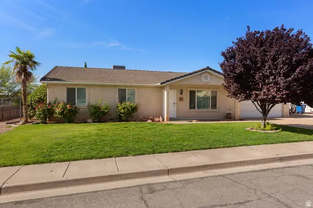 664 E Springhill Dr, Washington, UT 84780 - #2