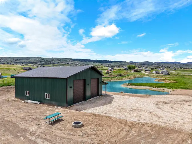 3047 S Sweetwater Pkwy, Garden City, UT 84028 - #3