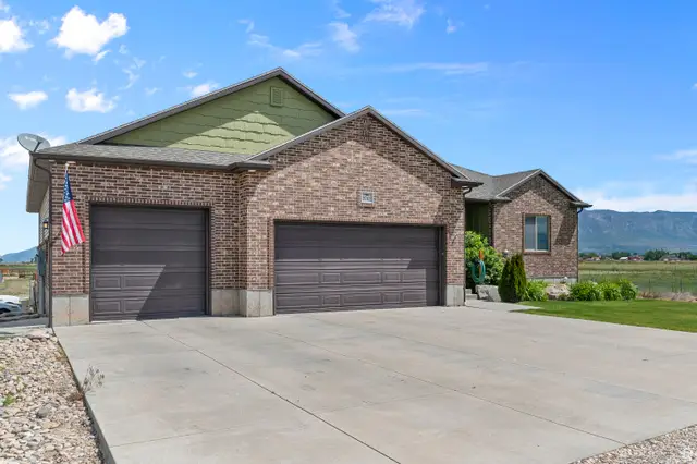 5702 W 950 N, Ogden, UT 84404 - #3