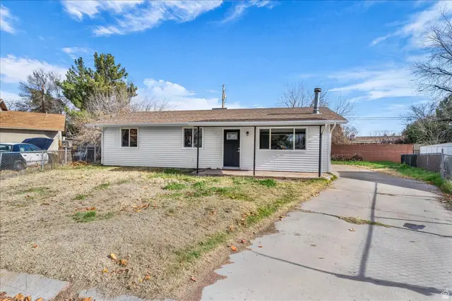 170 W Warm Springs Cir, Washington, UT 84780 - #2