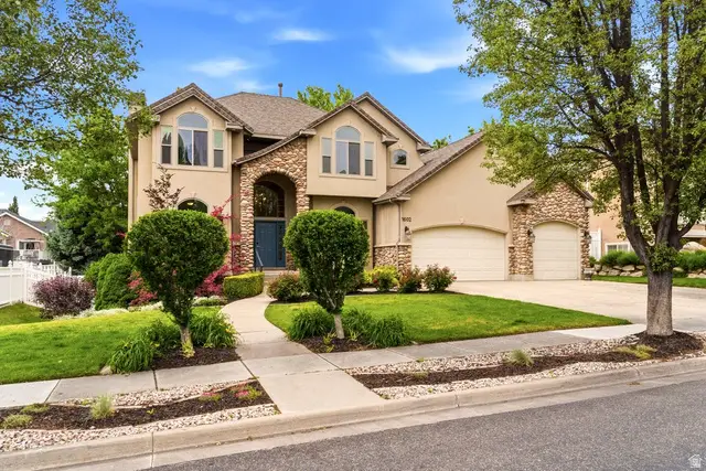 1602 Harvey Rd, Fruit Heights, UT 84037 - #1