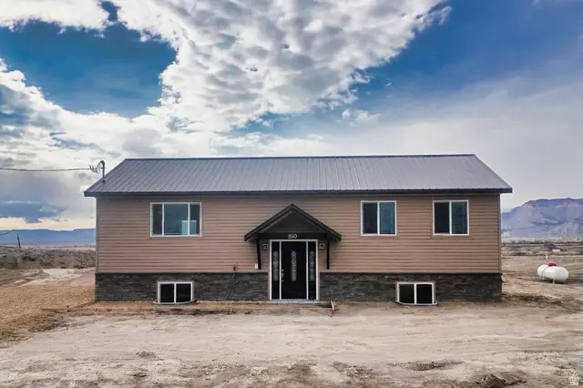 1510 S Lawrence Rd, Huntington, UT 84528 - #1