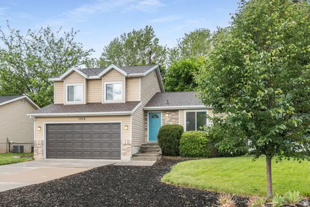 1572 S 400 E, Kaysville, UT 84037 - #1
