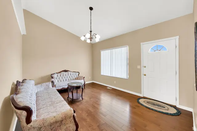2528 W Level Dr S, Taylorsville, UT 84129 - #3