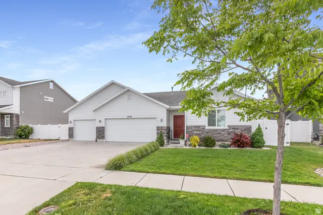 3595 S Water Lilly Ln, Syracuse, UT 84075 - #1