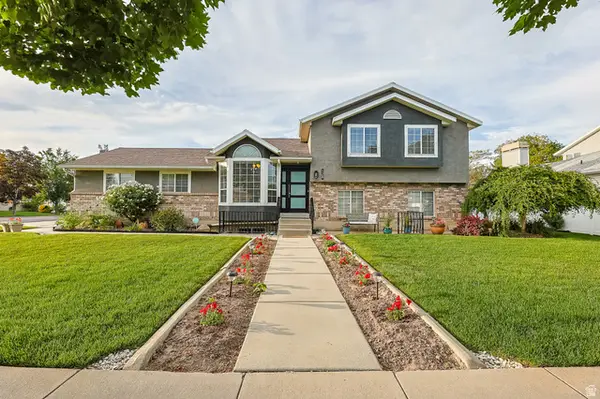 128 W Clay Park Dr S, Murray, UT 84107