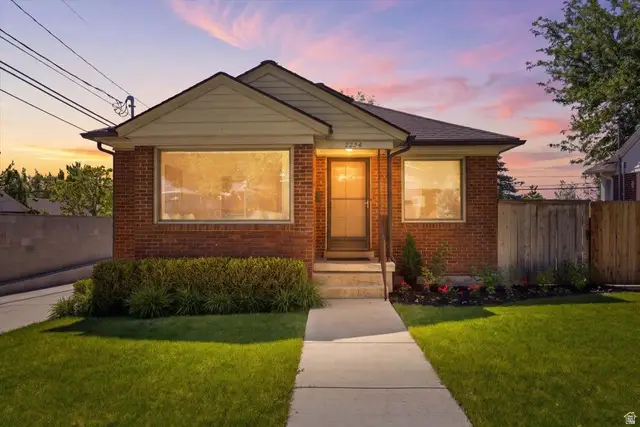 2254 S Texas St E, Salt Lake City, UT 84109 - #2