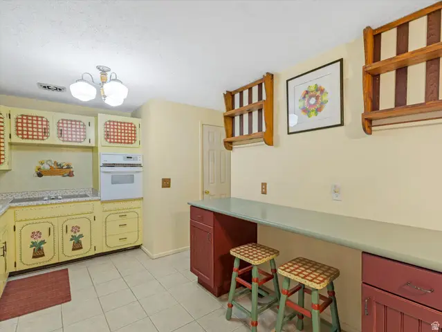 7060 S 2700 W, West Jordan, UT 84084 - #2