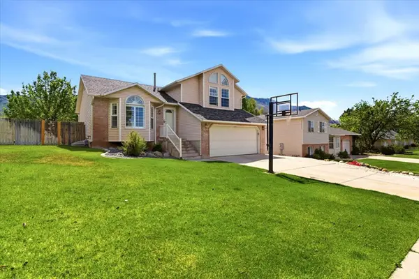 2670 N 700 E, North Ogden, UT 84414
