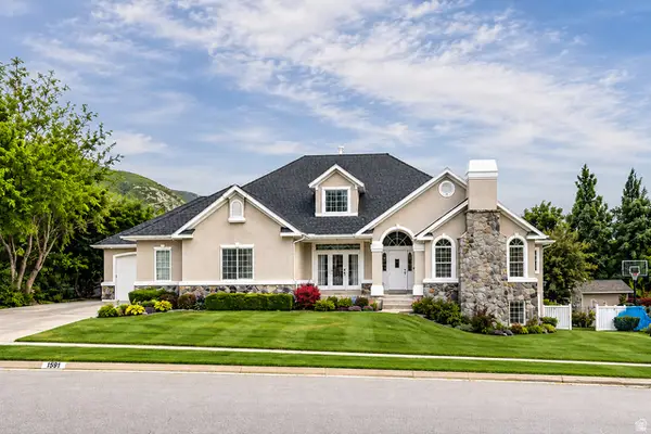 1581 E Old Lake Ln S, Fruit Heights, UT 84037