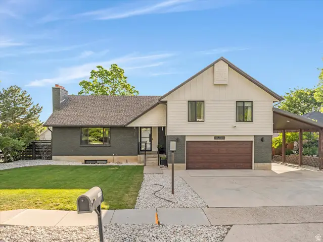11462 S Hidden Valley Blvd E, Sandy, UT 84092 - #2