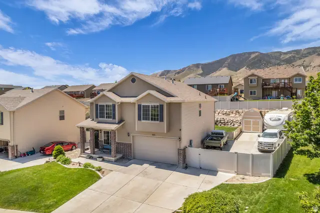 283 W Kestrel Dr, Saratoga Springs, UT 84045 - #3