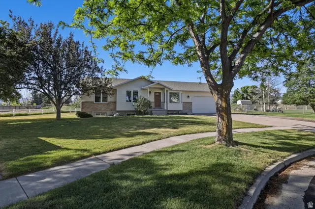 1055 W 325 N, Hyrum, UT 84319 - #3