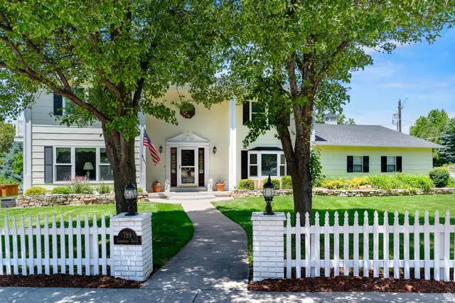 789 E Sherwood Dr, Kaysville, UT 84037 - #2