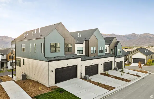 2421 Alpine Glow Ln Ln N, Heber City, UT 84032 - #1