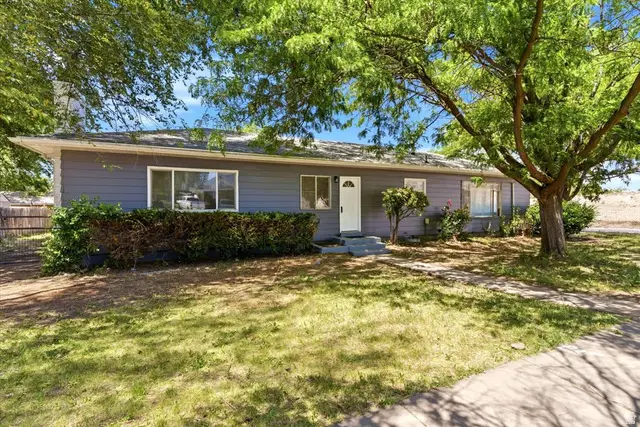 671 W 1800 N, Clinton, UT 84015 - #2