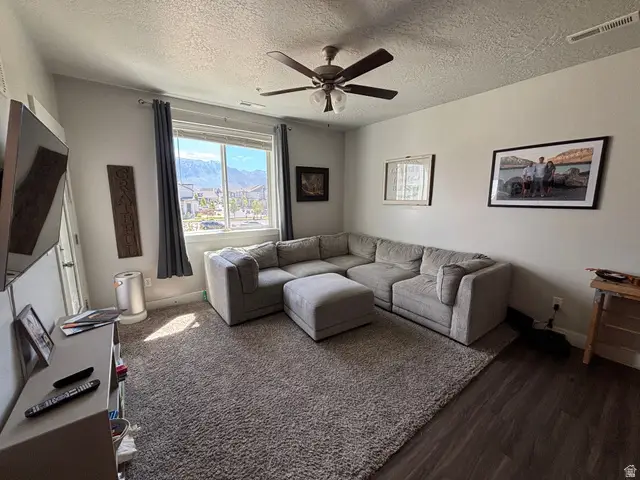 690 N 380 W, Vineyard, UT 84059 - #1